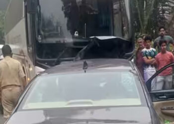 കെഎസ്ആർടിസി ബസും കാറും കൂട്ടിയിടിച്ചു; ഒരു കുടുംബത്തിലെ മൂന്ന് പേർക്ക് ദാരുണാന്ത്യം