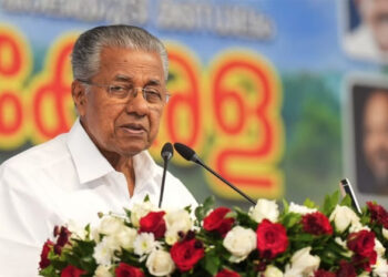 മുഖ്യന്റെ മകൾ ഉൾപ്പെട്ട മാസപ്പടി കേസ് ; കെഎംഎംഎലും സിഎംആർഎലും തമ്മിലുള്ള ബന്ധമെന്ത്? ചോദ്യങ്ങളുമായി കോടതി