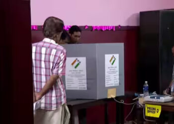 ലോക്‌സഭാ തിരഞ്ഞെടുപ്പ്; മോക്ക് പോളിംഗിനിടെ വോട്ടിംഗ് യന്ത്രങ്ങളിൽ തകരാർ