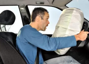 ജീവൻ പോലും അപകടത്തിലാകും; എയർബാഗുകളിലുമുണ്ട് വ്യാജൻ; എങ്ങനെ തിരിച്ചറിയാം