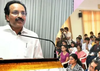 ഭാരതം വിശ്വഗുരു; ഇലക്ട്രോണിക്സ് രംഗത്ത് ലോകത്തിന്റെ വഴികാട്ടിയായി മാറി; ഐ എസ് ആർ ഓ ചെയർമാൻ എസ്. സോമനാഥ്