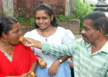 ഒരൊറ്റ ചോദ്യം മതി ജീവിതം മാറാൻ; മകൾക്ക് ഒരു വയസുള്ളപ്പോൾ പിരിഞ്ഞു, 14 വർഷത്തിന് ശേഷം അതേ കോടതിവരാന്തയിൽ വച്ച് വീണ്ടും ഒന്നായി ദമ്പതികൾ