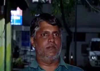 പൂജാരിയെ കോവിലിൽ കയറി കസ്റ്റഡിയിലെടുത്തു; പോലീസ് നടപടിയിൽ റിപ്പോർട്ട് തേടി കമ്മീഷണർ