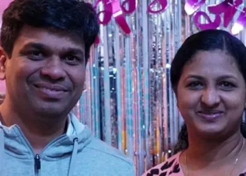 നാട്ടിൽ പോയി യുകെയിലേക്ക് മടങ്ങിയെത്തിയ ഭാര്യ സോണിയ കുഴഞ്ഞു വീണത് കൈകളിലേക്ക്; മക്കളെ തനിച്ചാക്കി തൊട്ടടുത്ത ദിവസം തന്നെ ജീവനൊടുക്കി അനിലും