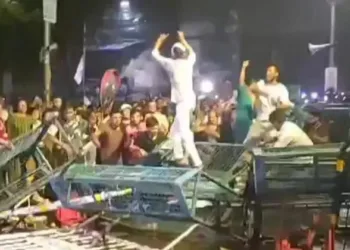 ബംഗാളിൽ ഡോക്ടർ ബലാത്സംഗത്തിനിരയായ ആശുപത്രി തല്ലി തകർത്ത് അക്രമികൾ; തൃണമൂൽ ആസൂത്രണം ചെയ്തതെന്ന് ബിജെപി