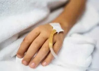 ആറ് മാസം കോമയില്‍, എഴുന്നേറ്റ് വന്നത് ജോലിക്ക് പോകണമല്ലോ എന്നോര്‍ത്ത്, നഴ്‌സ് വരെ ഞെട്ടി