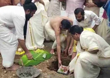 ശബരിമലയിൽ പുതിയ കുളം; സ്ഥാനം കണ്ട് കല്ലിട്ടു