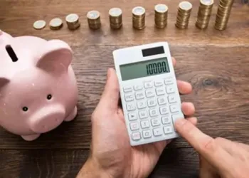 മിനിമം ബാലന്‍സില്ലെങ്കില്‍ പണം വെള്ളം പോലെ ഒഴുകിപ്പോകും; ബാങ്കുകള്‍ ഈടാക്കുന്ന ചാര്‍ജ്ജുകള്‍ അറിയാം