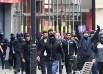 കുടിയേറ്റ വിരുദ്ധ പ്രക്ഷോഭം; മലയാളി യുവാവിന് നേരെ ആക്രമണം