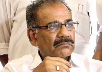 എൻസിപിയിൽ നിർണായക നീക്കം ; എകെ ശശീന്ദ്രൻ മന്ത്രിസ്ഥാനം ഒഴിഞ്ഞേക്കും
