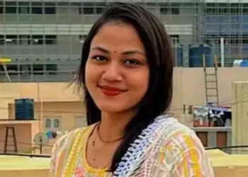 യുവതിയെ കൊന്ന് കഷ്ണങ്ങളാക്കി ഫ്രിഡ്ജിൽ സൂക്ഷിച്ച സംഭവം ; പിന്നിൽ കാമുകനെന്ന ആരോപണവുമായി ഭർത്താവ്