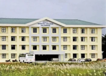 ആർക്ക് വേണ്ടിയാ സർക്കാരേ?10 വർഷമായിട്ടും കിടത്തിചികിത്സ ആരംഭിച്ചിട്ടില്ലാത്ത മെഡിക്കൽകോളേജ്; ജില്ല കണ്ട ഏറ്റവും വലിയ നിയമനതട്ടിപ്പ്,യുവജനവഞ്ചന