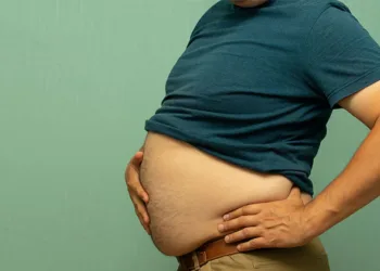 ജിമ്മിൽ പോവേ വേണ്ട; ഈ അഞ്ച് തരം നടത്തം മാത്രം മതി കുടവയർ കുറയ്ക്കാൻ