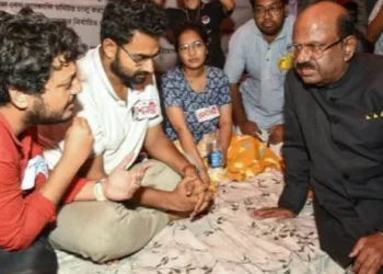 ബംഗാൾ സർക്കാരും ജൂനിയർ ഡോക്ടർമാരും തമ്മിലുള്ള ചർച്ചകൾ പരാജയം; രാജി വച്ച് കൂടുതൽ ഡോക്ടർമാർ