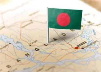 കലാപത്തിന് ശേഷമുള്ള ബംഗ്ലാദേശ് തകർന്നടിഞ്ഞു ; ജി ഡി പി വളർച്ച 4 ശതമാനമായി ഇടിയുമെന്ന് വേൾഡ് ബാങ്ക്