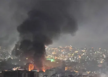 വ്യോമാക്രമണം ശക്തമാക്കി ഇസ്രായേൽ ; 6 പേർ കൊല്ലപ്പെട്ടു ; ഇന്ത്യക്കാരെ ഒഴിപ്പിക്കാൻ പദ്ധതി തയ്യാറാക്കി കേന്ദ്രം