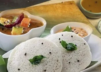 പണ്ട് ഇന്ത്യക്കാർ രാവിലെ ഭക്ഷണം കഴിച്ചിരുന്നില്ല ; ഈ ശീലം മാറ്റിയത് ഇവർ ; ശരിയായ ഭക്ഷണക്രമം ഇങ്ങനെ