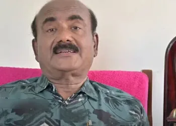 തട്ടിക്കൊണ്ടുപോകുമെന്ന ഭയം;പിതാവിന്റെ ശല്യം തീരാൻ ഹോട്ടലിൽ മന്ത്രവാദിയെ വിളിച്ചുവരുത്തി പൂജ നടത്തി ;നടിയെ കുറിച്ച് ആലപ്പി അഷ്‌റഫ്