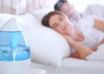 അലർജിക്കും ശ്വസന പ്രശ്നങ്ങൾക്കും വരണ്ട ചർമത്തിനും ഇതാണ് ശരിയായ പരിഹാരം ; വേഗം തന്നെ ഒരു ഹ്യുമിഡിഫയർ വാങ്ങിക്കോളൂ