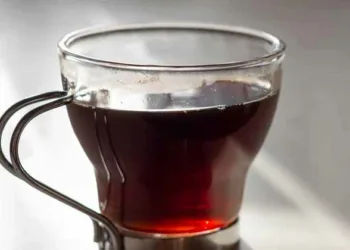 കട്ടന്‍ ചായ ഒരു ചെറിയമീനല്ല, ഇതൊക്കെ വേണമെങ്കില്‍ കഴിക്കൂ