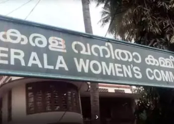 പെൺബുദ്ധി പിൻബുദ്ധി,വളയിട്ട കൈ,വീട്ടമ്മ പ്രയോഗങ്ങൾ വേണ്ട; മാദ്ധ്യമങ്ങളുടെ ഭാഷയിൽ മാറ്റം വരണമെന്ന് വനിതാ കമ്മീഷൻ