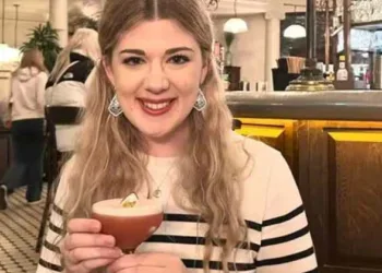 ആദ്യം കരുതിയത് പല്ലുരോഗമെന്ന്; ഓസ്‌ട്രേലിയന്‍ യുവതിക്ക് ബാധിച്ചത് അപൂര്‍വ്വ ആത്മഹത്യാരോഗം, ഞെട്ടിക്കുന്ന വെളിപ്പെടുത്തല്‍