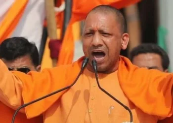 എന്തിനാണ് ഞങ്ങളോട് അത് പറയുന്നത് ? അള്ളാഹു അക്ബർ എന്ന് വിളിക്കരുത് എന്ന് മുസ്ലീങ്ങളോട് പറഞ്ഞാൽ എന്തായിരിക്കും അവസ്ഥ – യോഗി ആദിത്യനാഥ്