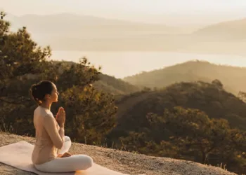 സൂര്യപ്രകാശം ഏറെ എന്നിട്ടും ഇന്ത്യക്കാരിൽ വിറ്റാമിൻ ഡി കുറവ് ;എന്തുകൊണ്ട്?