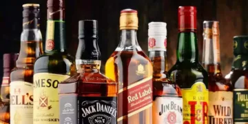 ഇത്തവണ ഒന്നാം സ്ഥാനം കൊച്ചിയിൽ; ക്രിസ്തുമസ്- പുതുവർഷത്തിന് മലയാളികൾ കുടിച്ചു തീർത്തത് കോടിക്കണക്കിന് രൂപയുടെ മദ്യം; ഞെട്ടിക്കുന്ന കണക്ക്