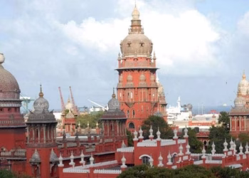 സ്ത്രീകൾക്ക് എങ്ങനെ അനുഭവപ്പെടുന്നു എന്നതിലാണ് കാര്യം; തൊഴിലിടങ്ങളിൽ സ്ത്രീകൾക്ക് അസ്വസ്ഥതയുണ്ടാക്കുന്ന ഏത് പ്രവൃത്തിയും ലൈംഗികാതിക്രമം ; കോടതി