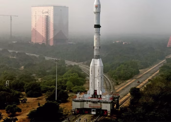 നൂറാം വിക്ഷേപണത്തിനൊരുങ്ങി ഐഎസ്ആർഒ: ചരിത്ര നേട്ടത്തിനായി കൗണ്ട്ഡൗൺ തുടങ്ങി