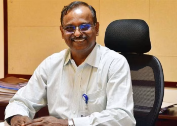 ഇന്ത്യയുടെ ബഹിരാകാശ ദൗത്യം നയിക്കാനെത്തിയ സാരഥി; ഐഎസ്ആർഒയുടെ പുതിയ ‘എൻജി’നായി വി നാരായണൻ; വലിയ ഉത്തരവാദിത്വമെന്ന് പ്രതികരണം