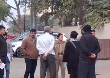 ഗുജറാത്തിൽ സ്‌കൂളിന് നേരെ ബോംബ് ഭീഷണി; സന്ദേശമെത്തിയത് ഇ-മെയിൽ വഴി; അവധി പ്രഖ്യാപിച്ചു