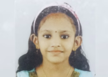 കളിക്കുന്നതിനിടെ ആത്മഹത്യ അഭിനയിച്ചതെന്ന് സംശയം ; തിരുവനന്തപുരത്ത് 11കാരി തൂങ്ങി മരിച്ച നിലയിൽ