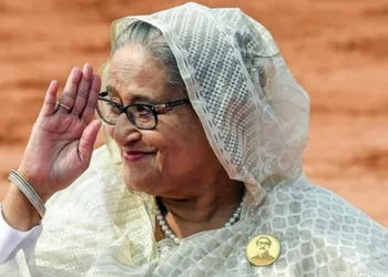 ഷെയ്ഖ് ഹസീന ‘ബംഗ്ലാദേശ് പ്രധാനമന്ത്രിയായി തിരിച്ചുവരും ; നേതാവിനെ സംരക്ഷിച്ചതിന് മോദിയോട് നന്ദി പറഞ്ഞ് അവാമി ലീഗ് നേതാവ്