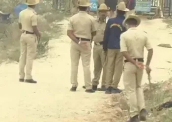 ക്രിക്കറ്റ് മത്സരത്തിനിടെ പാക് അനുകൂല മുദ്രാവാക്യം വിളിച്ചുവെന്ന് ആരോപിച്ച് യുവാവിനെ തല്ലിക്കൊന്നു; കൊല്ലപ്പെട്ടത് മലയാളിയെന്ന് സംശയം