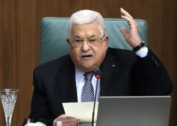 ‘ഹമാസ് നായ്ക്കൾക്കുണ്ടായ മക്കൾ’ ; ബന്ദികളെ വിട്ടു നൽകാതെ ഇസ്രായേലിന് ആക്രമണത്തിനുള്ള അവസരം നൽകുന്നുവെന്ന് പലസ്തീൻ പ്രസിഡന്റ്