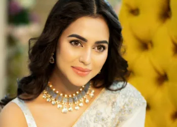 സിനിമയിൽ ഷെയ്ഖ് ഹസീനയായി വേഷമിട്ട നടിയെ അറസ്റ്റ് ചെയ്ത് ബംഗ്ലാദേശ് പോലീസ്