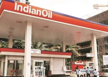 പരിഭ്രാന്തരാകേണ്ട;ആവശ്യത്തിന് ഇന്ധനമുണ്ട്,ആശങ്കവേണ്ട; ഉപഭോക്താക്കളോട് ഐഒസി