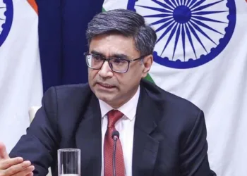 ഇന്ത്യക്കാർ വിമർശിക്കുന്നു ഹഹ എന്ന പാക് സൈനികോദ്യോഗസ്ഥൻ, ജനാധിപത്യത്തിൽ ഇതൊക്കെ സർവ്വസാധാരണം,നിങ്ങൾക്ക് ഈ സംസ്കാരത്തെ കുറിച്ച് ബോധ്യമുണ്ടാവില്ല