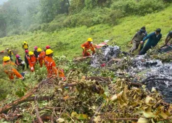 ഉത്തരാഖണ്ഡ് ഹെലികോപ്റ്റർ അപകടം ; 7 പേരും മരിച്ചു ; മരിച്ചവരിൽ 10 വയസ്സുകാരിയും