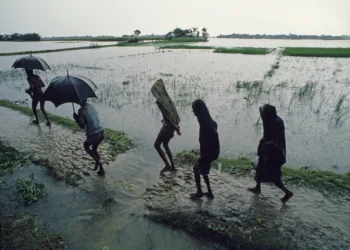 മഴ മുന്നറിയിപ്പിൽ മാറ്റം ; കേരളത്തിൽ അതിശക്തമായ മഴയ്ക്ക് സാധ്യതയെന്ന് കേന്ദ്ര കാലാവസ്ഥാ വകുപ്പ്