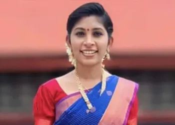 ഇരട്ടക്കുട്ടികളെ പ്രസവിച്ചതിന് പിന്നാലെ രക്തസ്രാവം,യൂട്രസ് നീക്കം ചെയ്യാനുള്ള തയ്യാറെടുപ്പിനിടെ യുവതിയ്ക്ക് ദാരുണാന്ത്യം