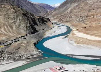 പാകിസ്താനിലേക്ക് ഒഴുകിയിരുന്ന ജലം ഡൽഹിയിലേക്ക് തിരിച്ചുവിടും: വമ്പൻ നീക്കവുമായി ഇന്ത്യ