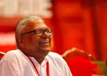നാളെ പൊതു അവധി ; സംസ്ഥാനത്ത് മൂന്നുദിവസം ദുഖാചരണം