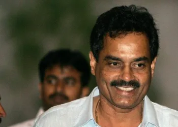 ഗൗതം ഗംഭീറും അഗാർക്കറും ആണ് അവന്റെ ഇഷ്ടത്തിന് കാര്യങ്ങൾ വിടുന്നത്, ഞങ്ങളുടെ കാലത്താണെങ്കിൽ അതൊന്നും നടക്കില്ലായിരുന്നു:  ദിലീപ് വെങ്‌സർക്കാർ