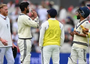 ഇന്നലെ നടന്നത് ബാസ്ബോൾ അല്ല ബെഗ്ബോൾ, അധഃപതിച്ച് ബെൻ സ്റ്റോക്സ്; വീഡിയോ ചർച്ചയാക്കി സോഷ്യൽ മീഡിയ