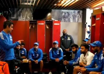 ഈ ടെസ്റ്റ് ടീമിന്റെ അടിത്തറ അവനാണ്, അയാൾ അടുത്ത തലമുറയെ പ്രജോദിപ്പിച്ചു; വൈറലായി ഗംഭീറിന്റെ ഡ്രസിങ് റൂം സംഭാഷണം;