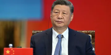 ചൈനയിൽ ഷീ യുഗത്തിന് അന്ത്യമടുത്തുവോ?: വൻമരം വീഴുന്നു, അധികാരവടംവലി ശക്തം; കമ്യൂണിസ്റ്റുപാർട്ടിയിൽ വിള്ളൽ….