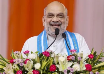 നെഹ്റു തുടങ്ങിവെച്ച വോട്ടുബാങ്ക് പ്രീണനം രാഹുൽ തുടരുന്നു; ഇപ്പോഴത്തെ പ്രതിഷേധം തോൽവി തിരിച്ചറിഞ്ഞുള്ള ഒഴിവുകഴിവെന്ന് അമിത് ഷാ